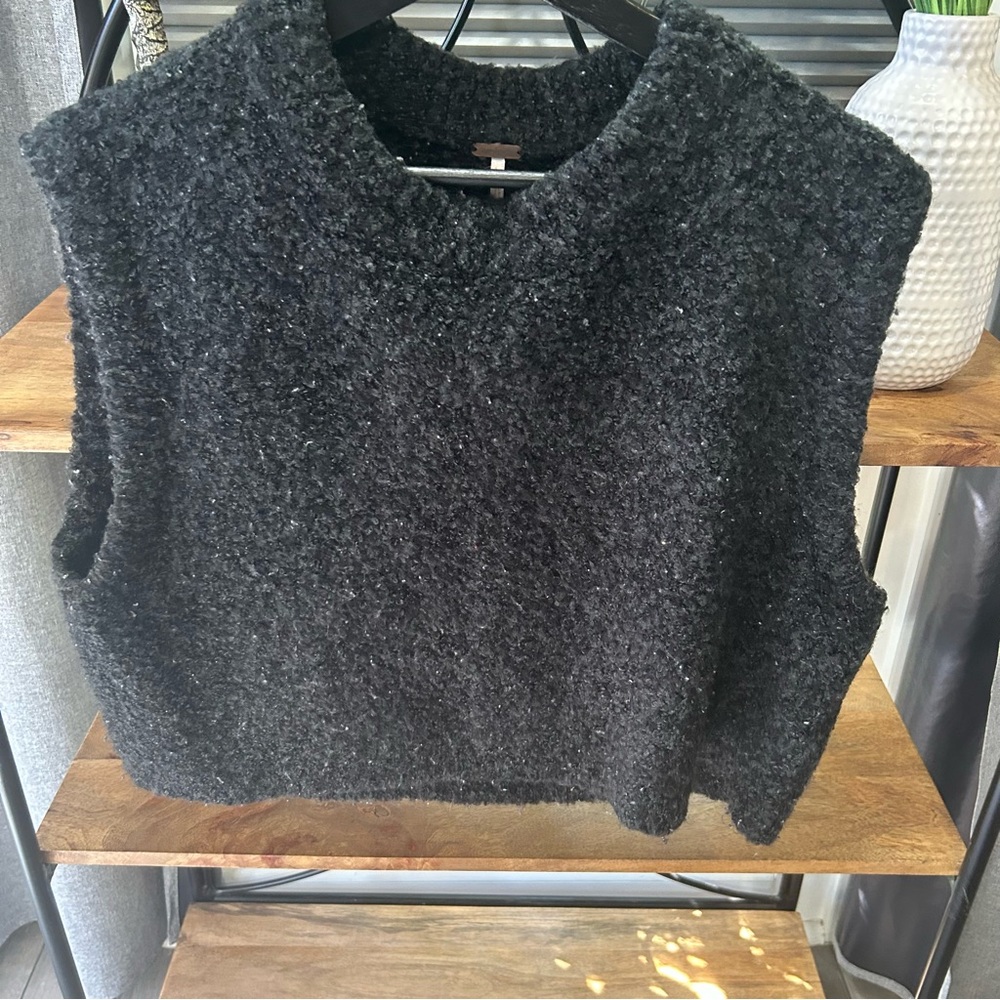 Free people wool blend pullover  sweater vest womens size small.